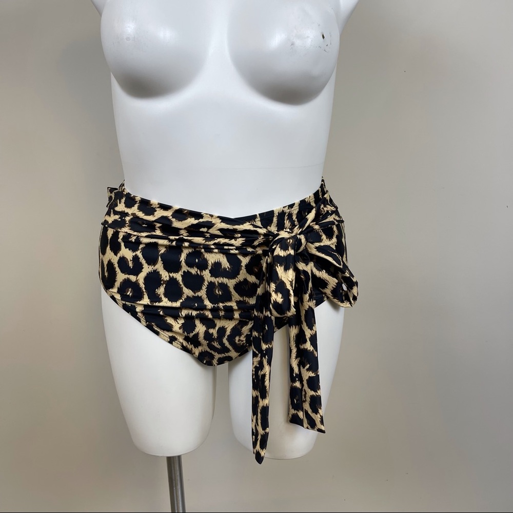 Plus Size 2 Piece Bathing Suit With High Waisted Bottoms - Picture 2 of 6